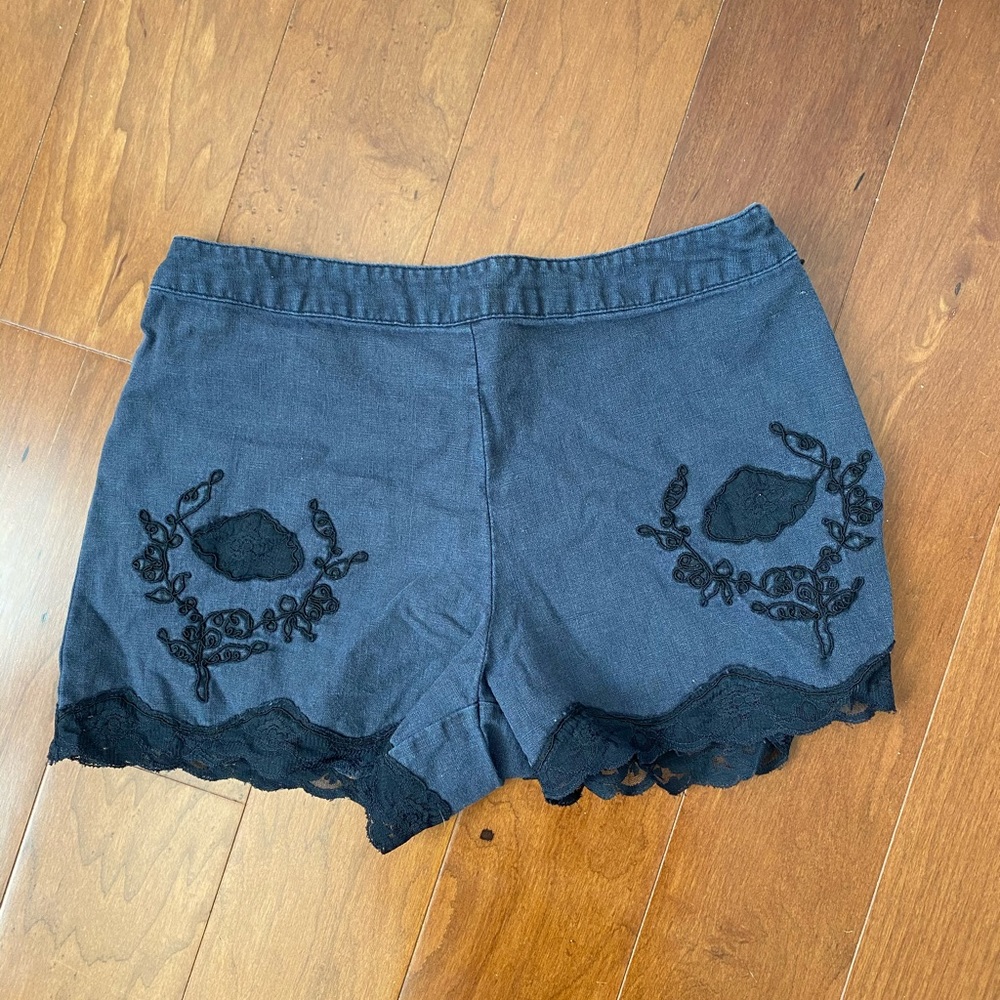 Free people embroidered shorts size 2